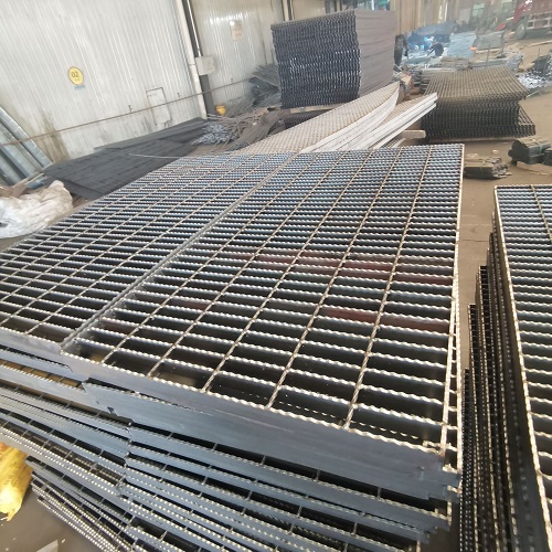 鋼格板重量計算指南：如何精準(zhǔn)估算采購成本？