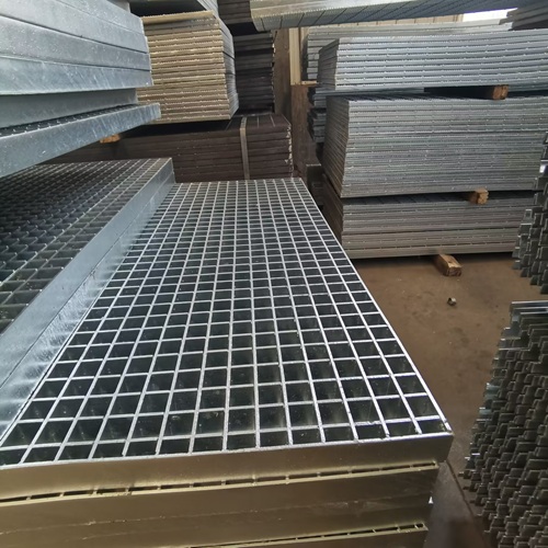 鋼格柵知識科普：材質、規(guī)格如何影響使用效果？