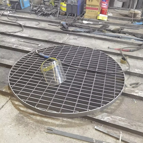 鋼格板走進(jìn)商業(yè)空間，不只是工業(yè)材料