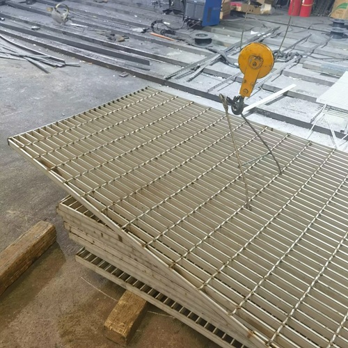 鋼格板在音樂節(jié)舞臺搭建中的表現