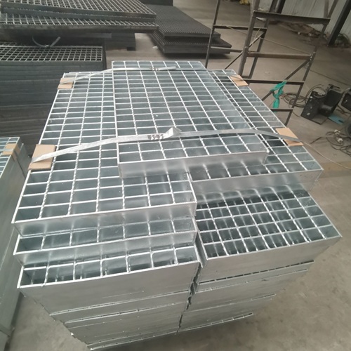 學(xué)校實訓(xùn)基地為何都用鋼格板