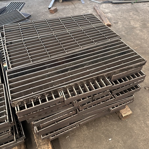 別再亂買了鋼格柵板型號全解析