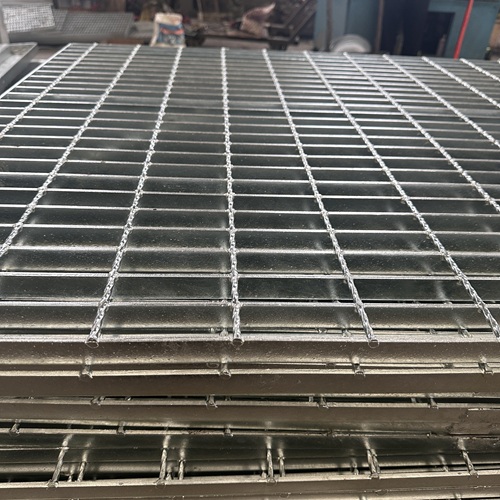 市場(chǎng)上鋼格柵板的真假怎么辨別