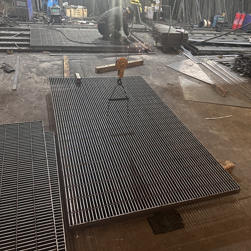 國內(nèi)鋼格板vs進口鋼格板，性價比分析